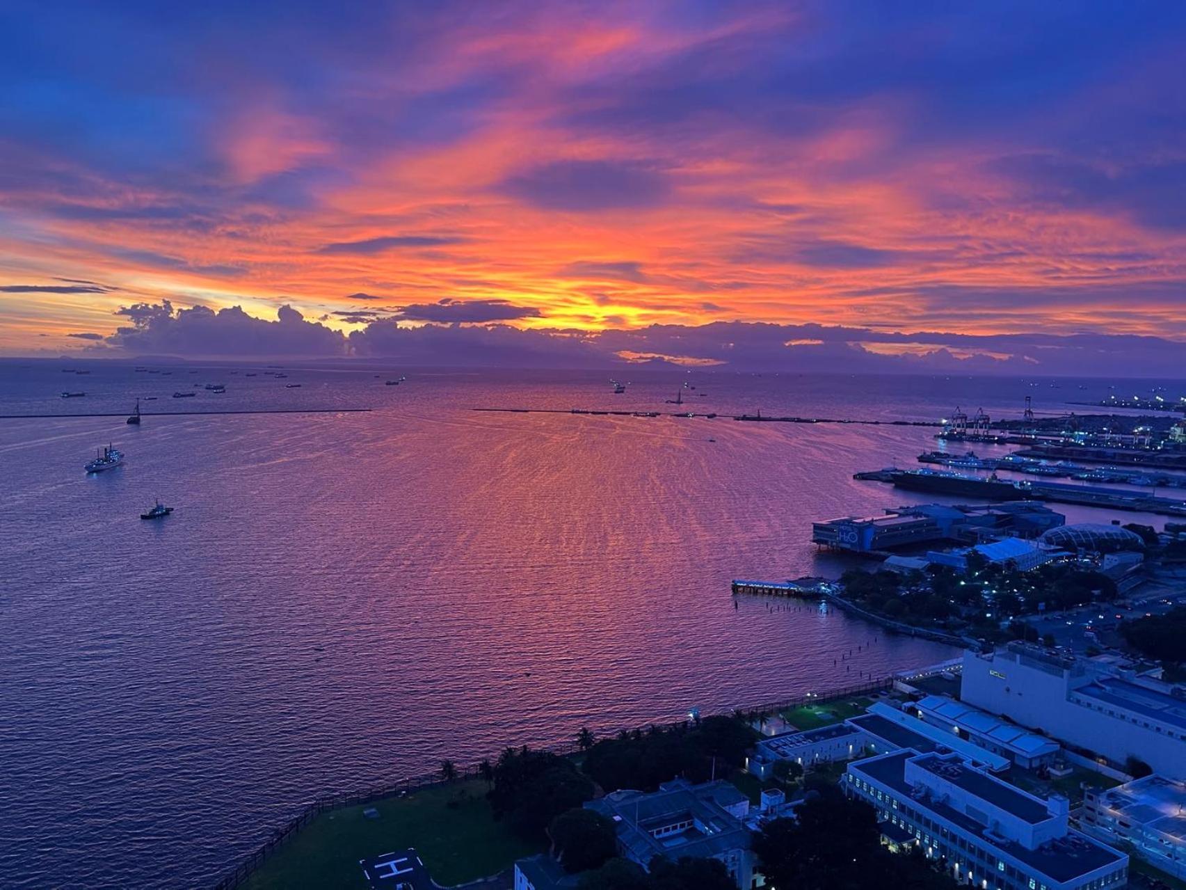 Апарт отель Dreamy Sunset Bay Манила Экстерьер фото